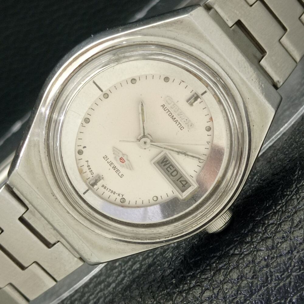 Vintage 1989 Citizen Automatic Womans Silver Watch W/daydate & Silver accents
